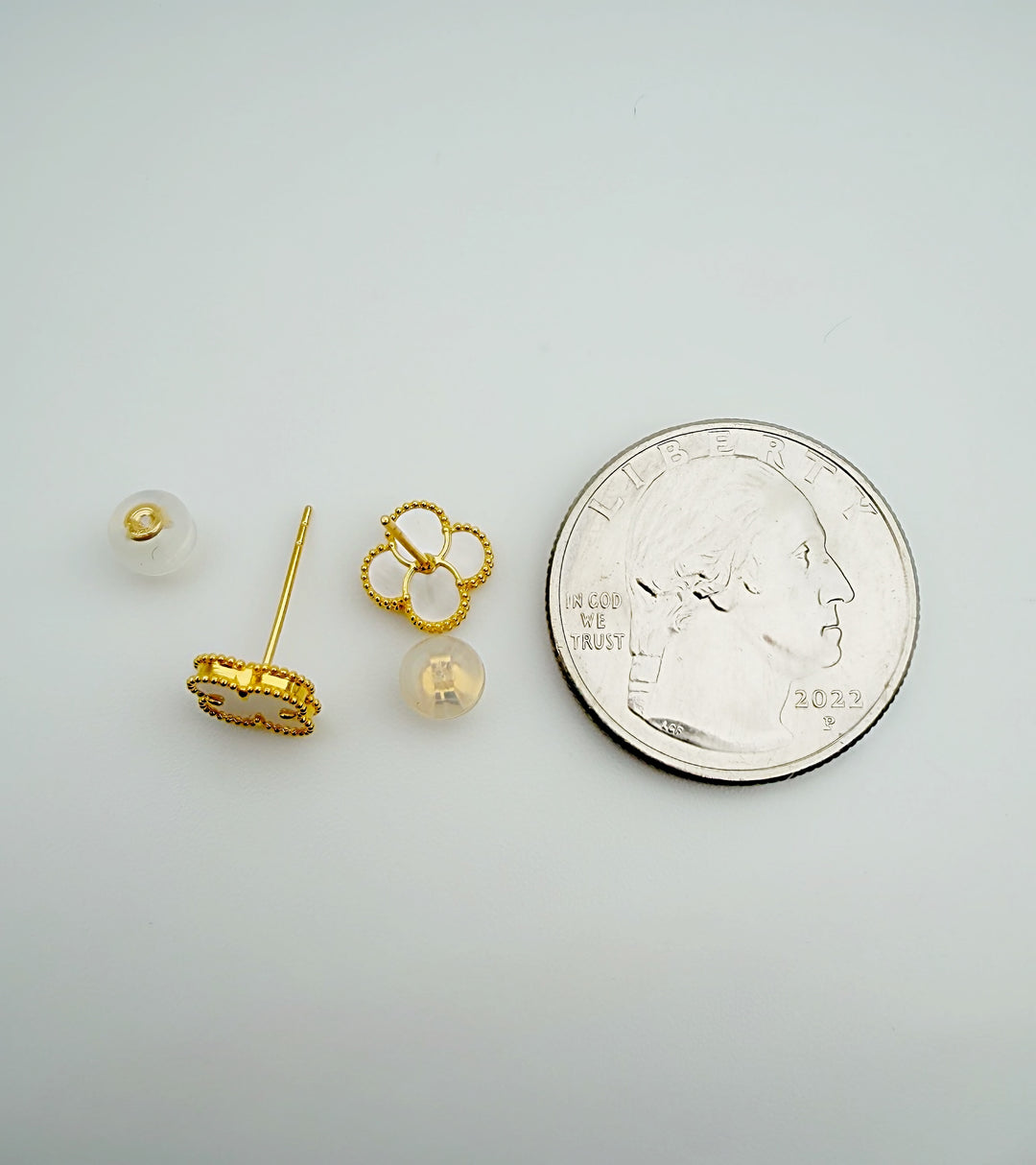 The White Floral Pearl Studs