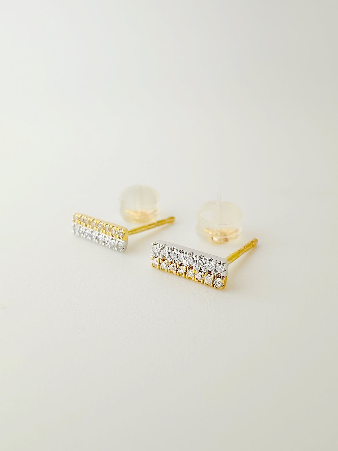 18K Solid Gold Diamond Bar Stud Earrings Women 0.10ct  Natural Dainty Gift5