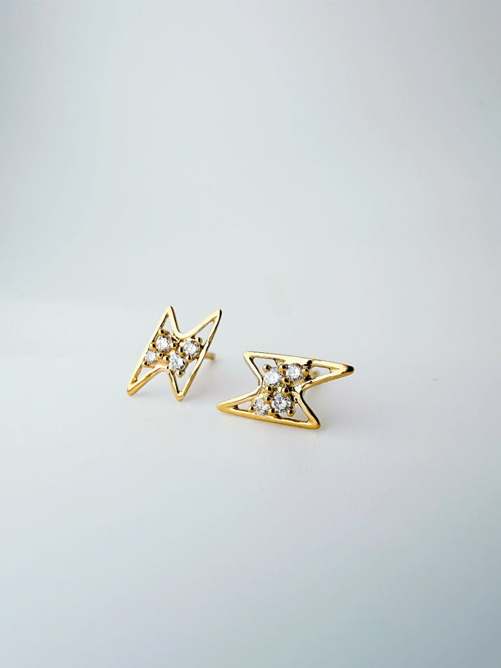 18K Solid Gold Diamond Lightning Bolt Earrings VS Natural Diamonds Minimalist2
