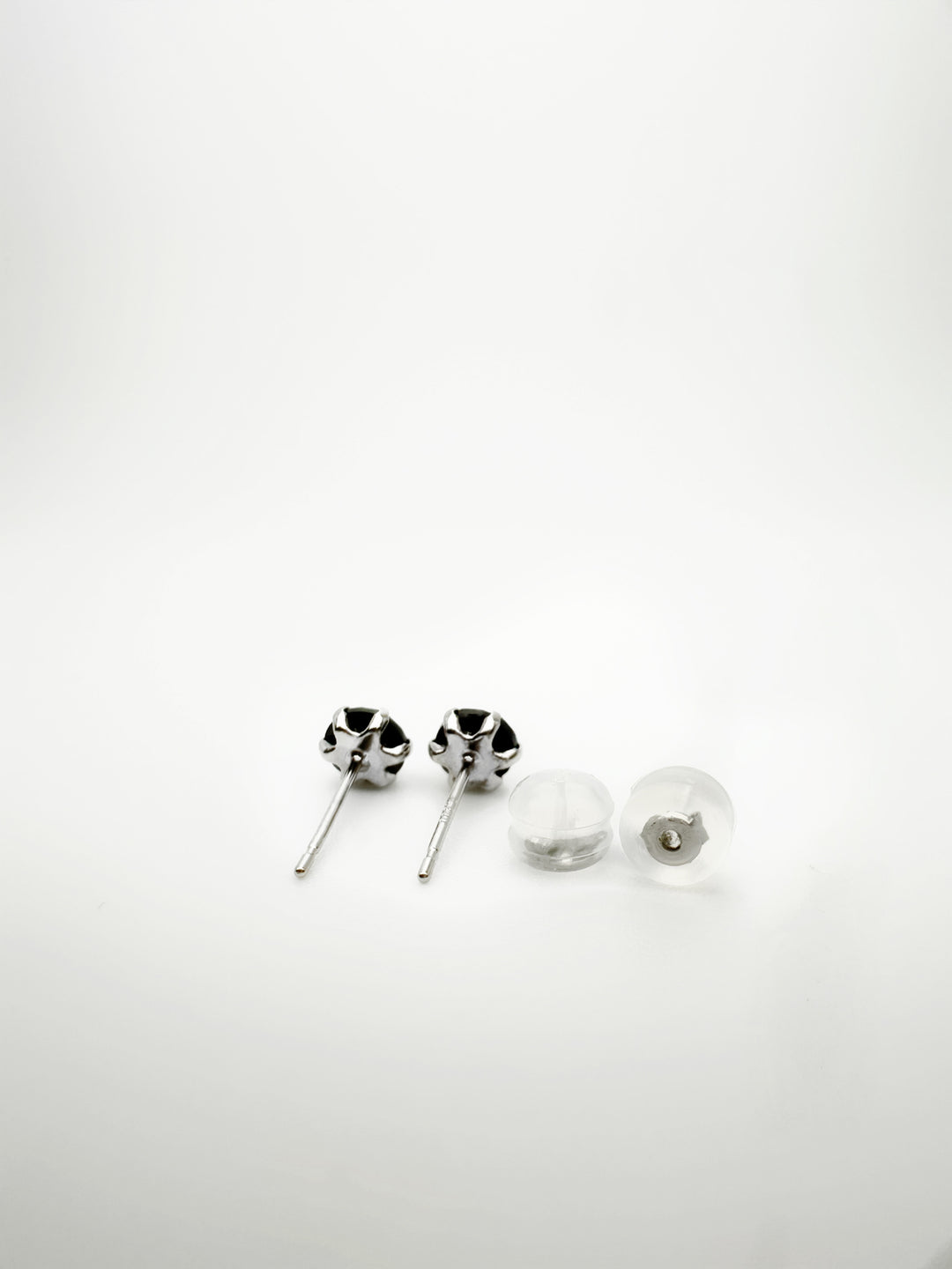 Platinum Black Diamond Stud Earrings 1.00CT PT900 Natural Fine Jewelry4