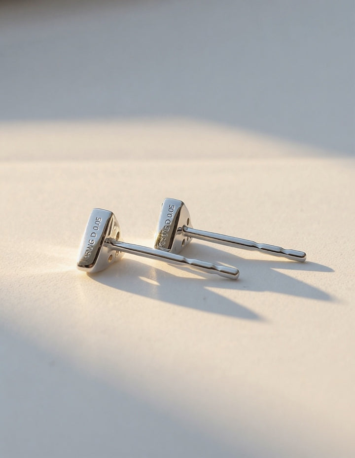 18K White Gold Triangle Diamond Cluster Stud Earrings for Women Natural Diamonds5