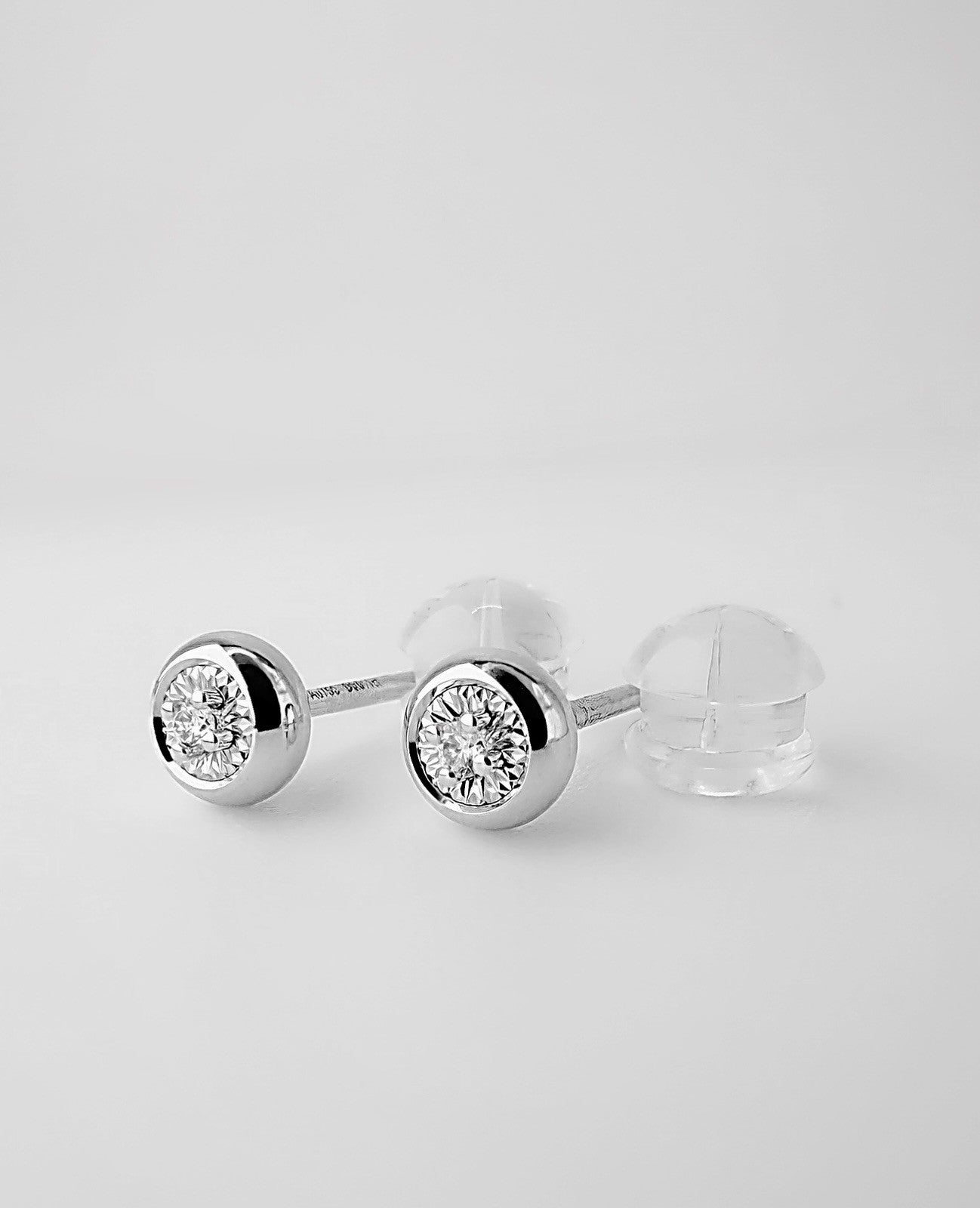 18K Solid Gold Bezel Diamond Stud Earrings 0.02ct VS Natural Dainty Gift1