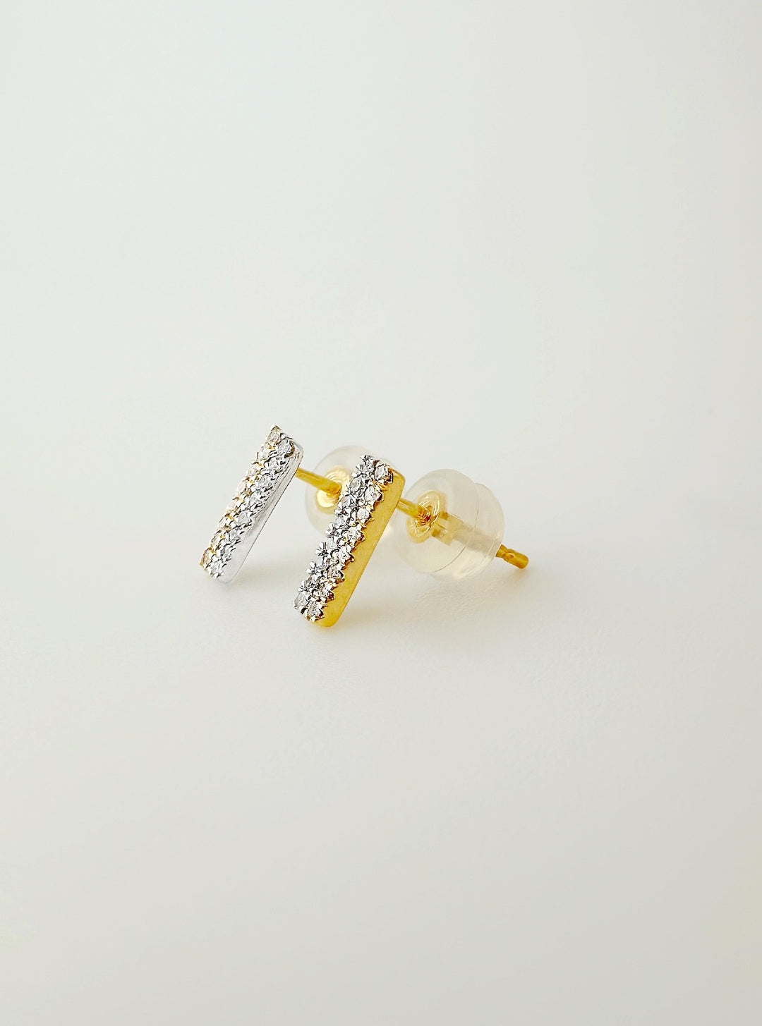 18K Solid Gold Diamond Bar Stud Earrings Women 0.10ct  Natural Dainty Gift4