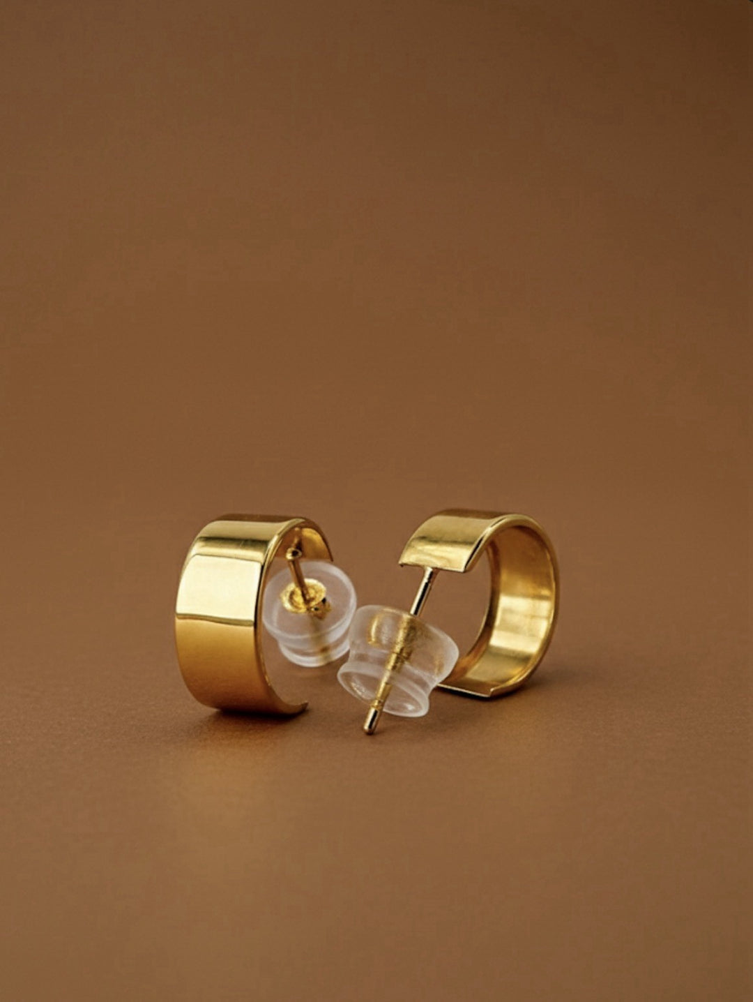 18K Solid Gold Stud Hoop Earrings Japan Gold Flat Front Polished Minimalist 0.951