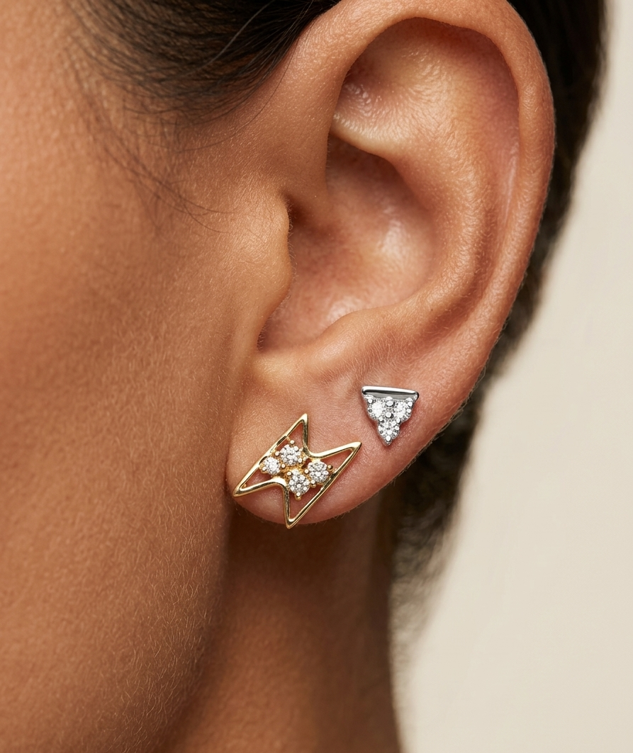 18K Solid Gold Diamond Lightning Bolt Earrings VS Natural Diamonds Minimalist2