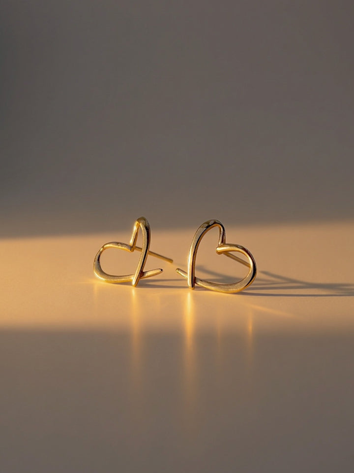 18K Solid Gold Heart Earrings Minimalist Design , Stackable Earrings1