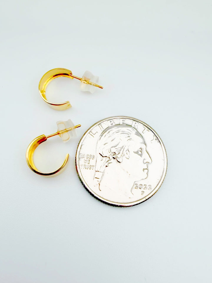 18K Solid Gold Stud Hoop Earrings Japan Gold Flat Front Polished Minimalist 0.955