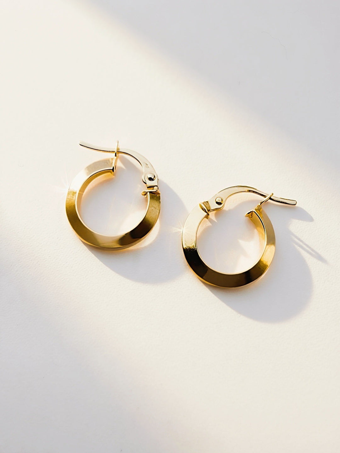 18K Solid Gold Hoop Earrings Huggies Hoops 13.9mm MinimalistJewelry0
