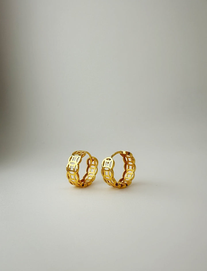 18K Solid Gold Huggies 12.9mm Money Catcher Hoop Earrings1