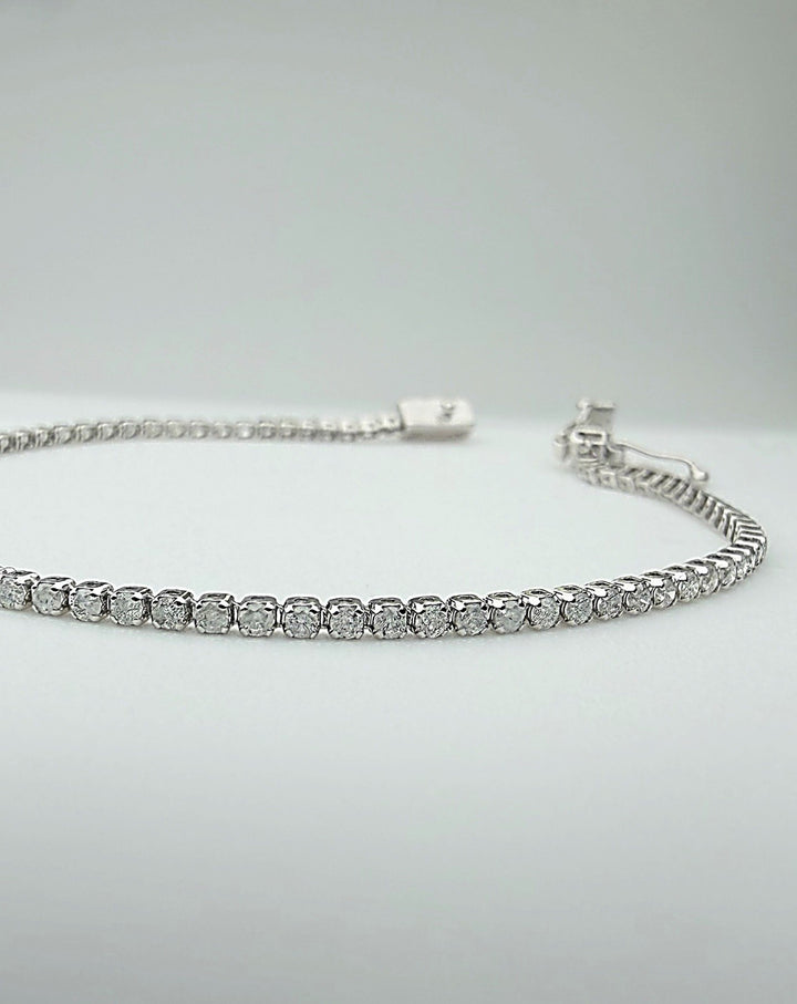 18K Stamped Solid Gold Diamond Tennis Bracelet 1.15  CT VS size 7.5 Dainty4