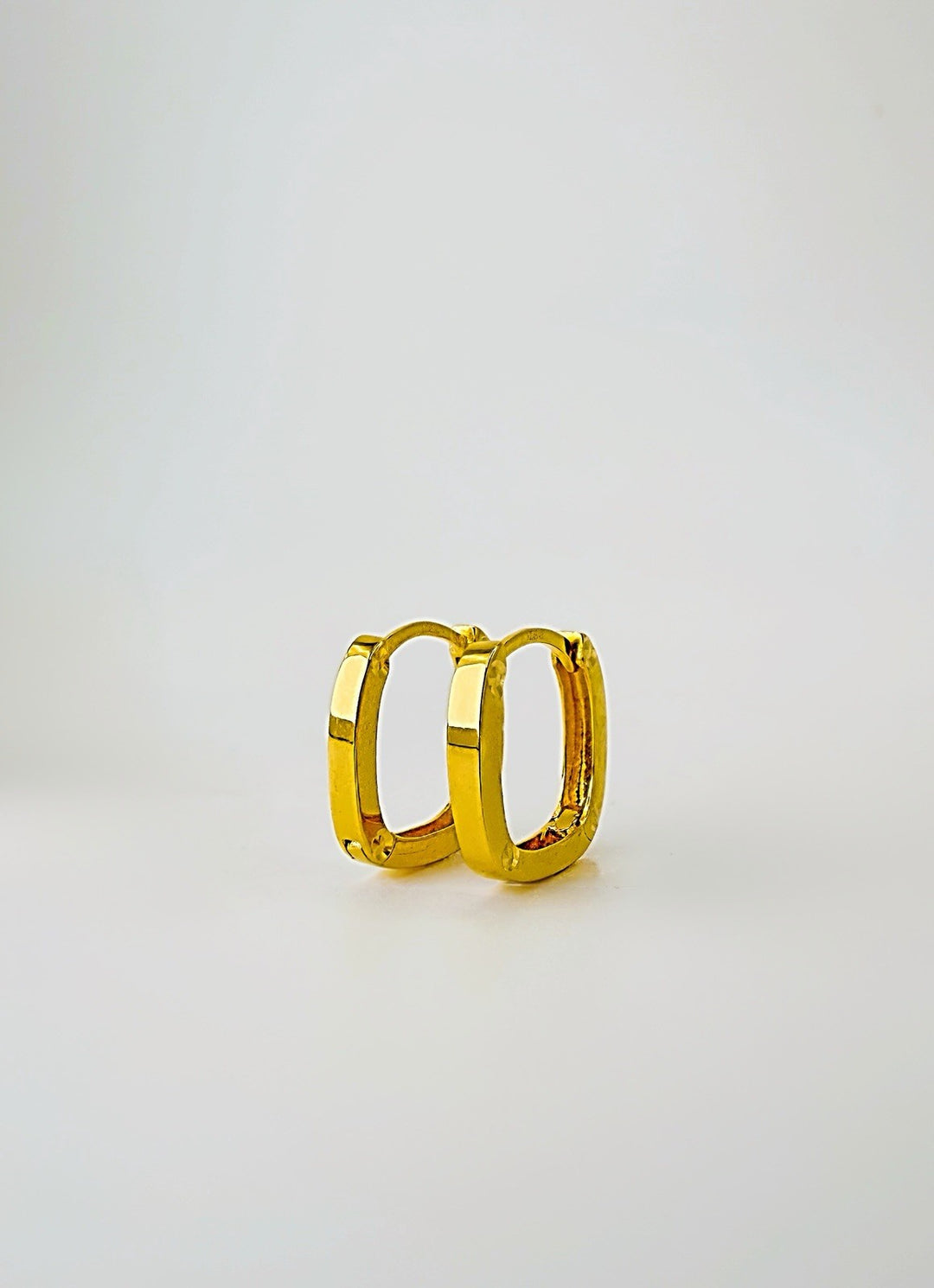 18K Solid Gold Huggies Hoop Earrings 9.8mm Real Gold Small Hoops Everyday Dainty1