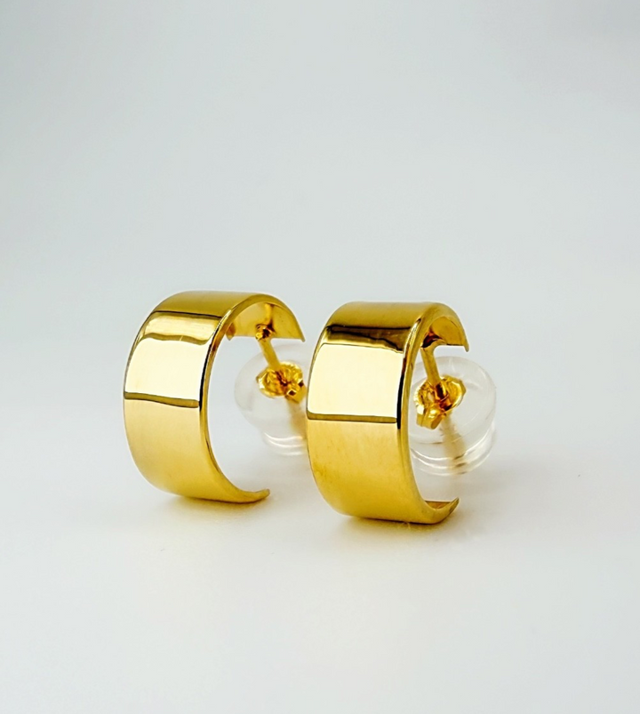 18K Solid Gold Stud Hoop Earrings Japan Gold Flat Front Polished Minimalist 0.954