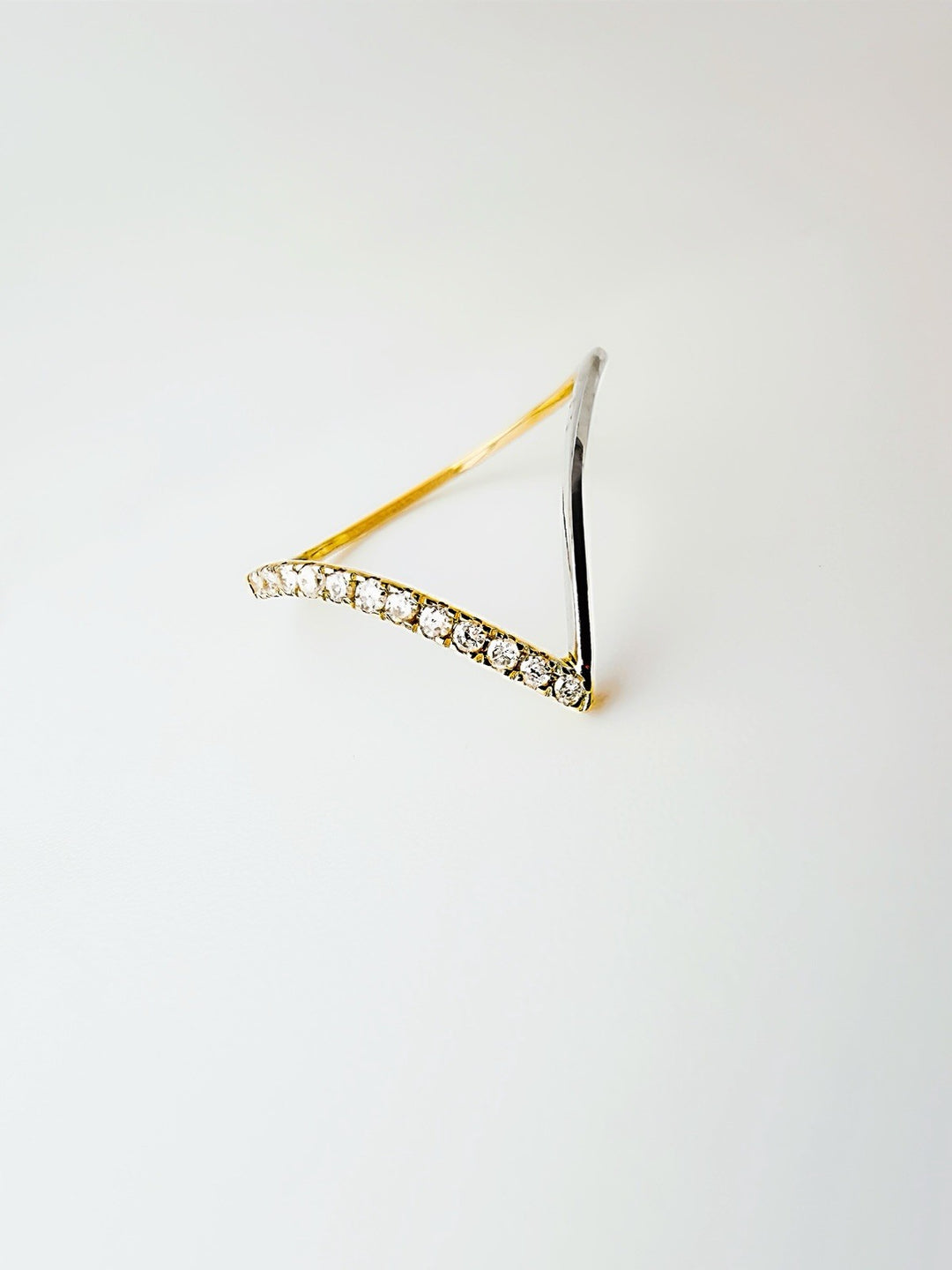 18K Solid Gold “V” Two Tone Diamond Ring Women VS D-F Dainty Stackable Band3