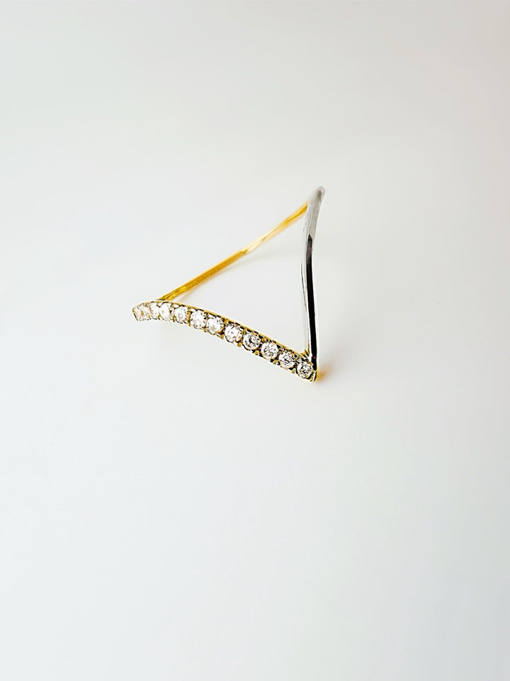 18K Solid Gold “V” Two Tone Diamond Ring Women VS D-F Dainty Stackable Band3