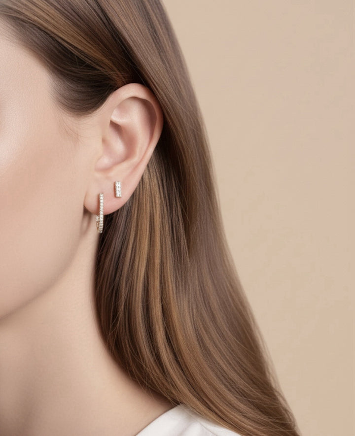 18K Solid Gold Diamond Bar Stud Earrings Women 0.10ct VS Natural Dainty Gift7