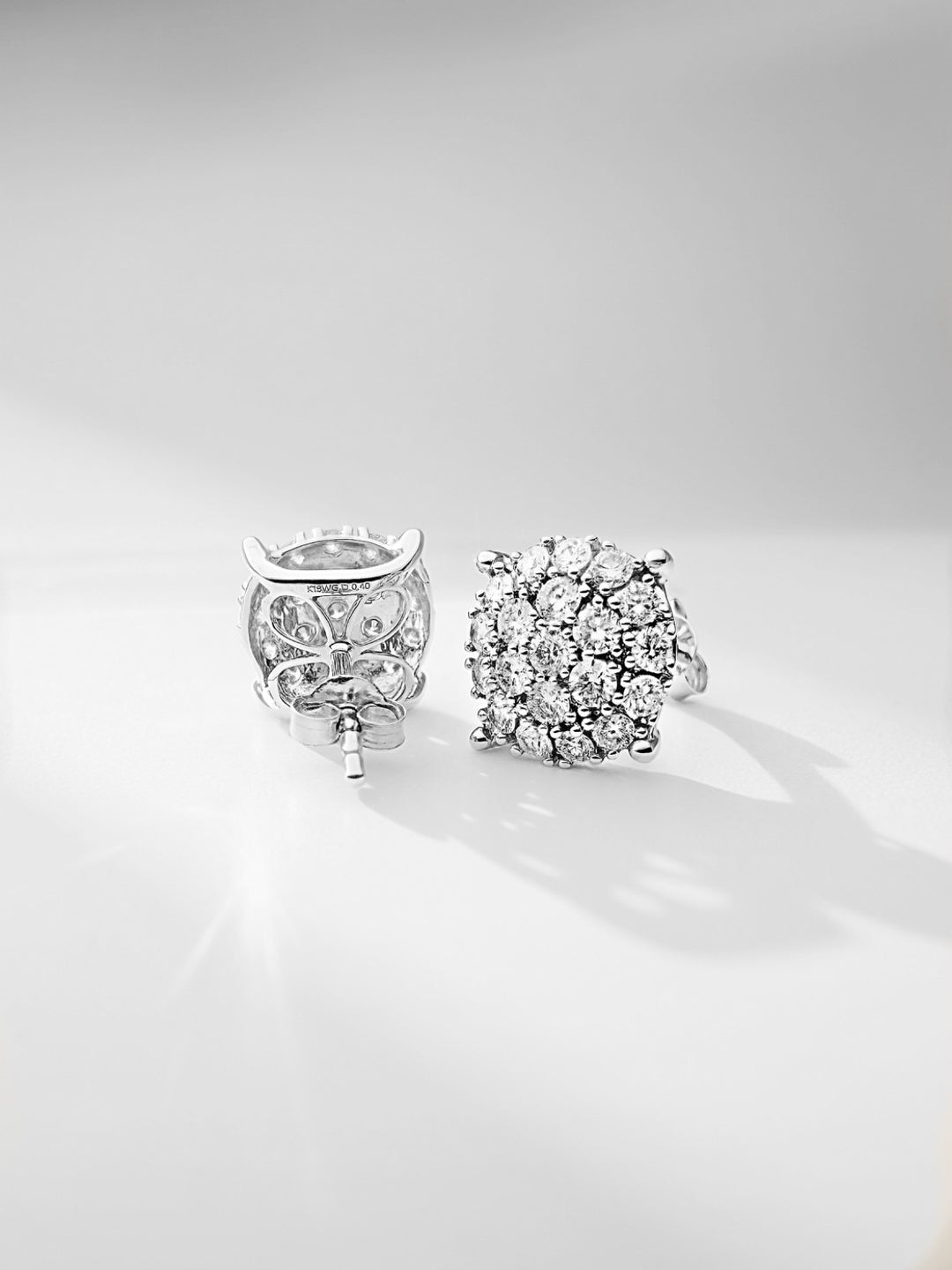 Natural Diamond Cluster Round Shaped Stud Earrings 0.80ct 18K Stamped2