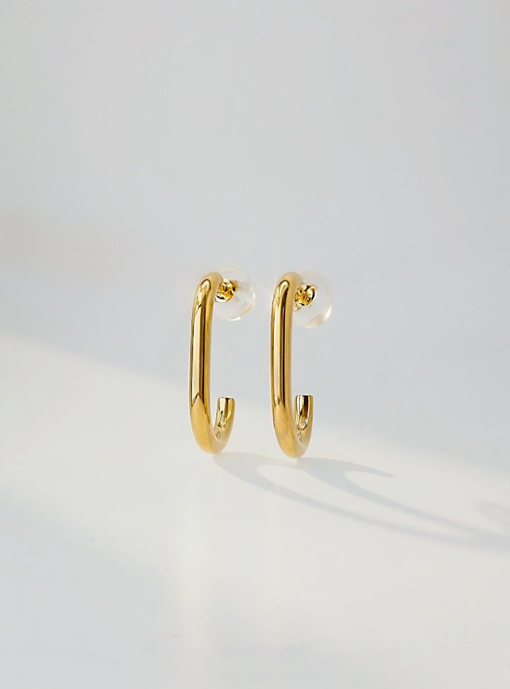 18K Solid Gold Slim Curve Hoop Stud Earrings Polished Minimalist0