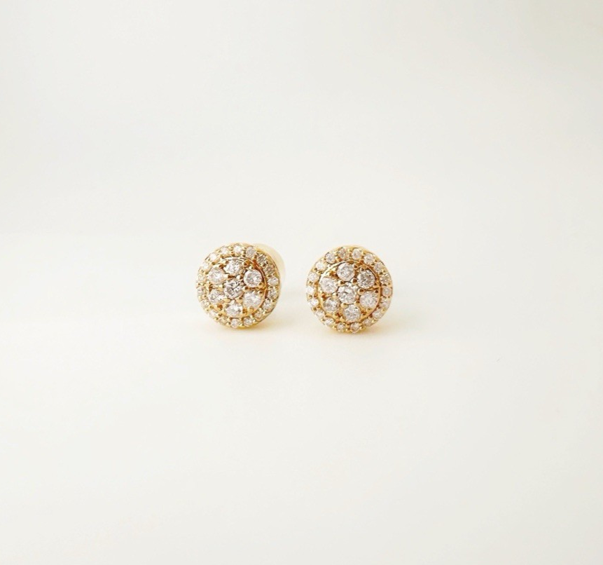 18K Solid Gold Natural Diamond Round Cluster Stud Earrings: D-F VS Diamonds0