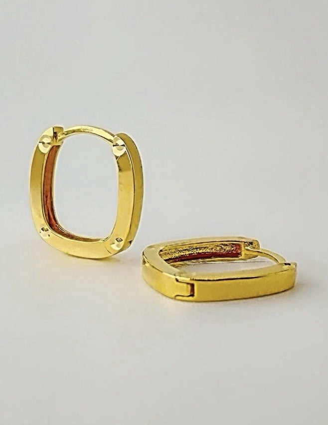 18K Solid Gold Huggies Hoop Earrings 9.8mm Real Gold Small Hoops Everyday Dainty3