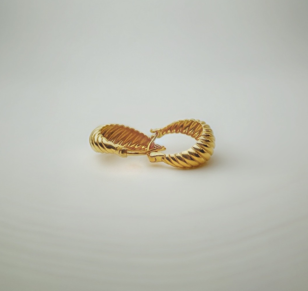 18K Solid Gold Hoop Earrings Croissant Design 14mm Real Gold Hoops Everyday3