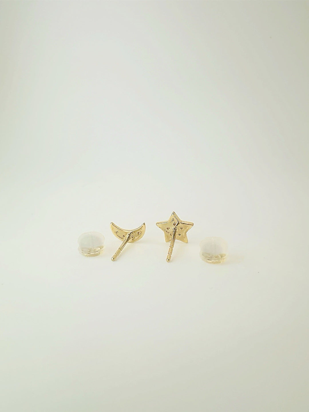18K Solid Gold Moon and Star Diamond Stud Earrings | Natural VS Diamonds3