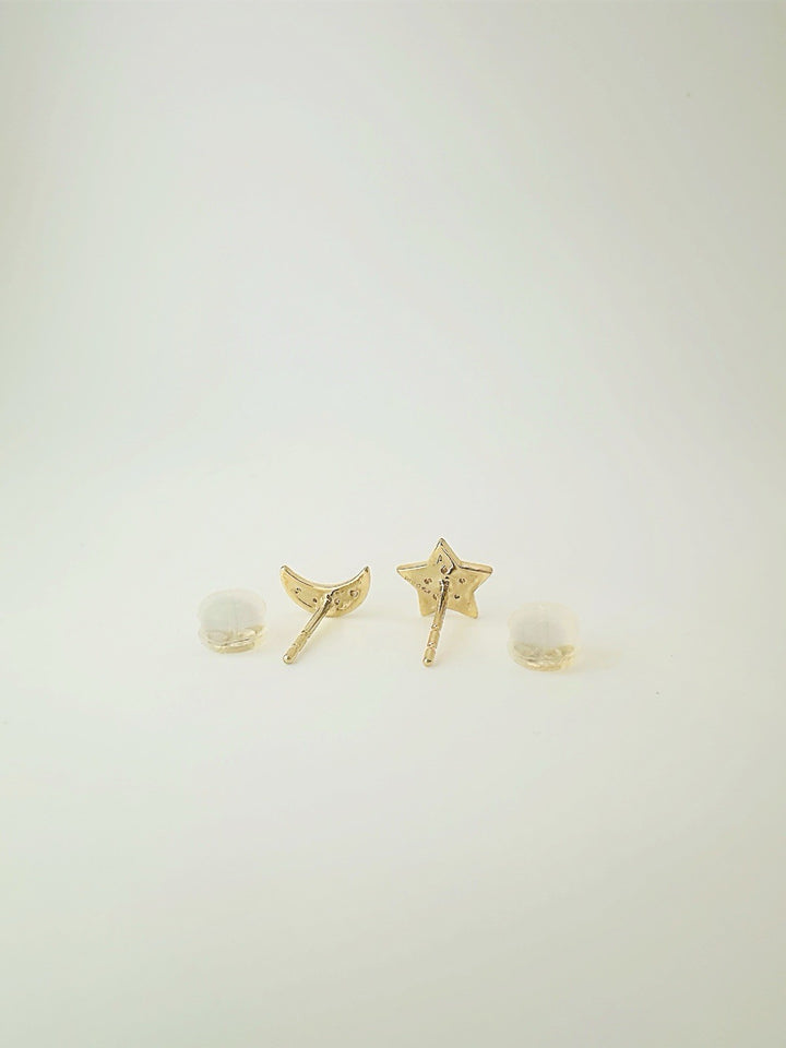 18K Solid Gold Moon and Star Diamond Stud Earrings | Natural VS Diamonds3