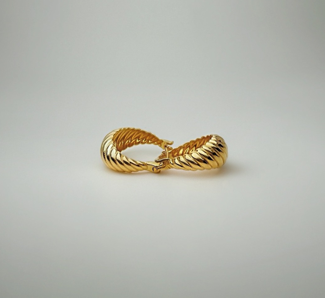 18K Solid Gold Hoop Earrings Croissant Design 14mm Real Gold Hoops Everyday4