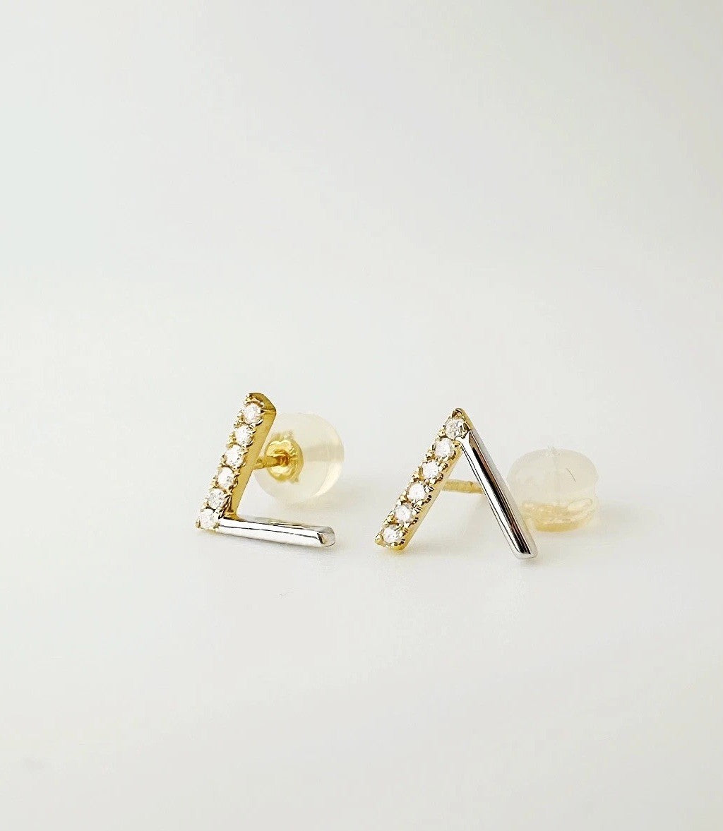 18K Solid Gold  Natural Diamond V Earrings 0.10ct Minimalist Dainty Gift0