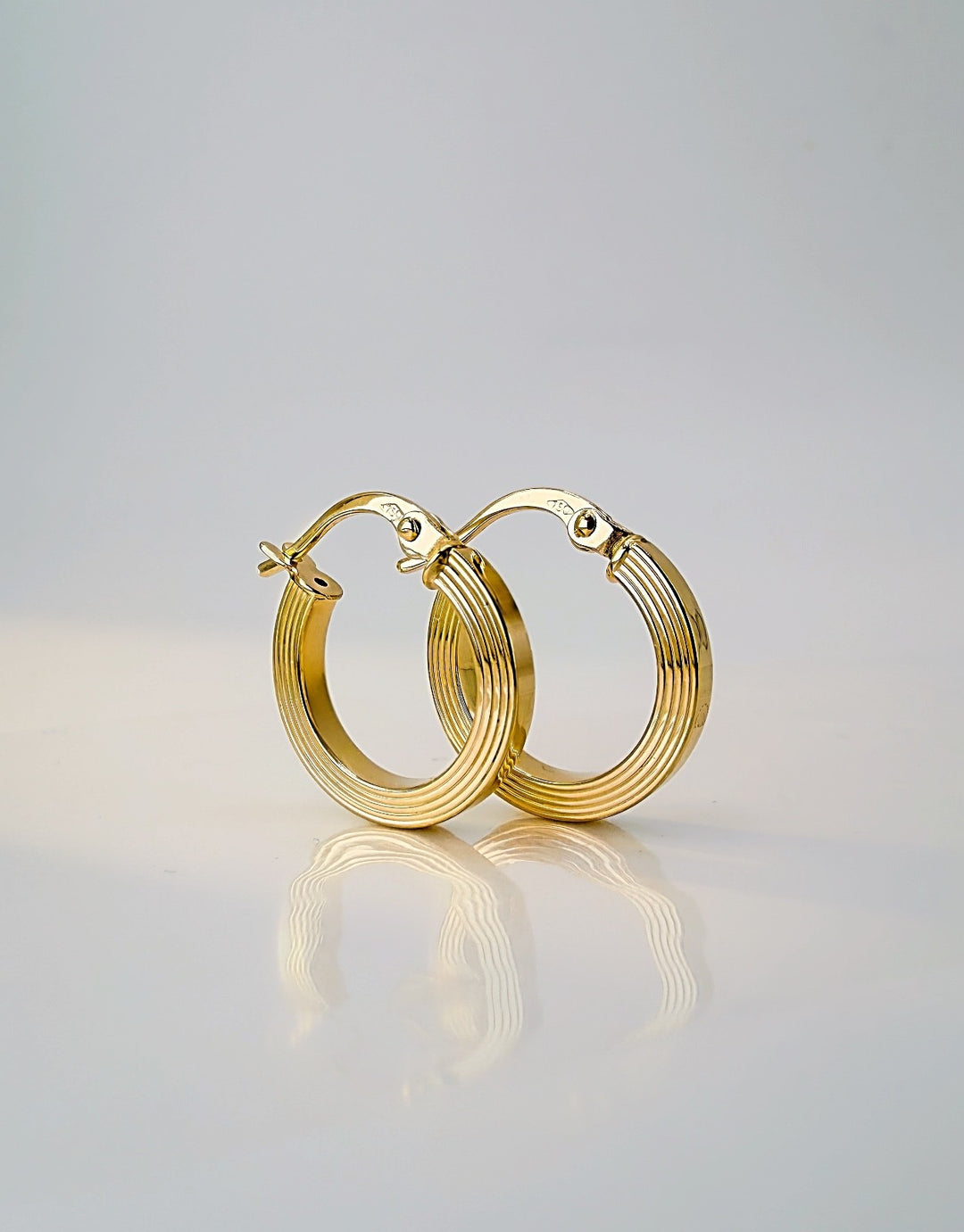 18K Solid Gold Hoop Earrings line Hoops 14mm Minimalist Everyday Gold Jewelry2
