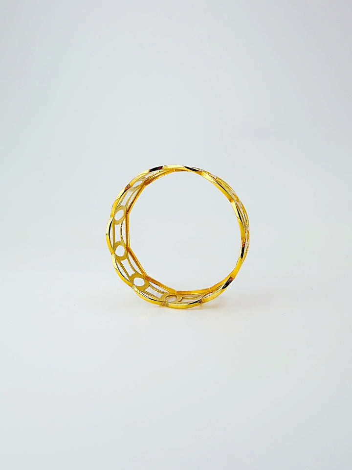 18K Solid Gold Ring Money Catcher  Ring size 6.5  lightweight stackable3