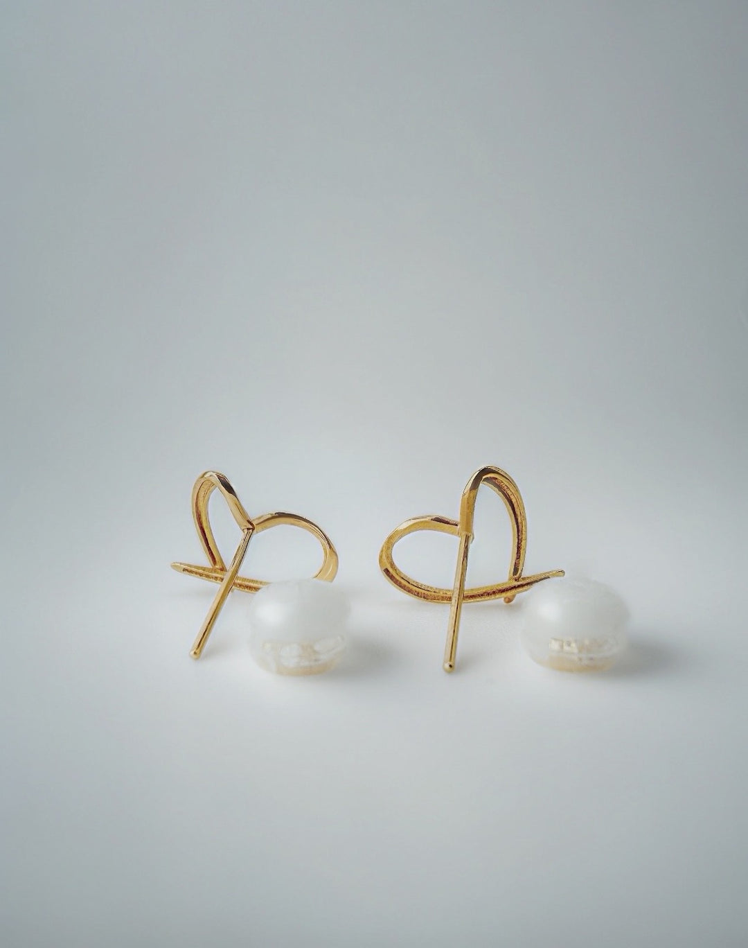 18K Solid Gold Heart Earrings Minimalist Design , Stackable Earrings4