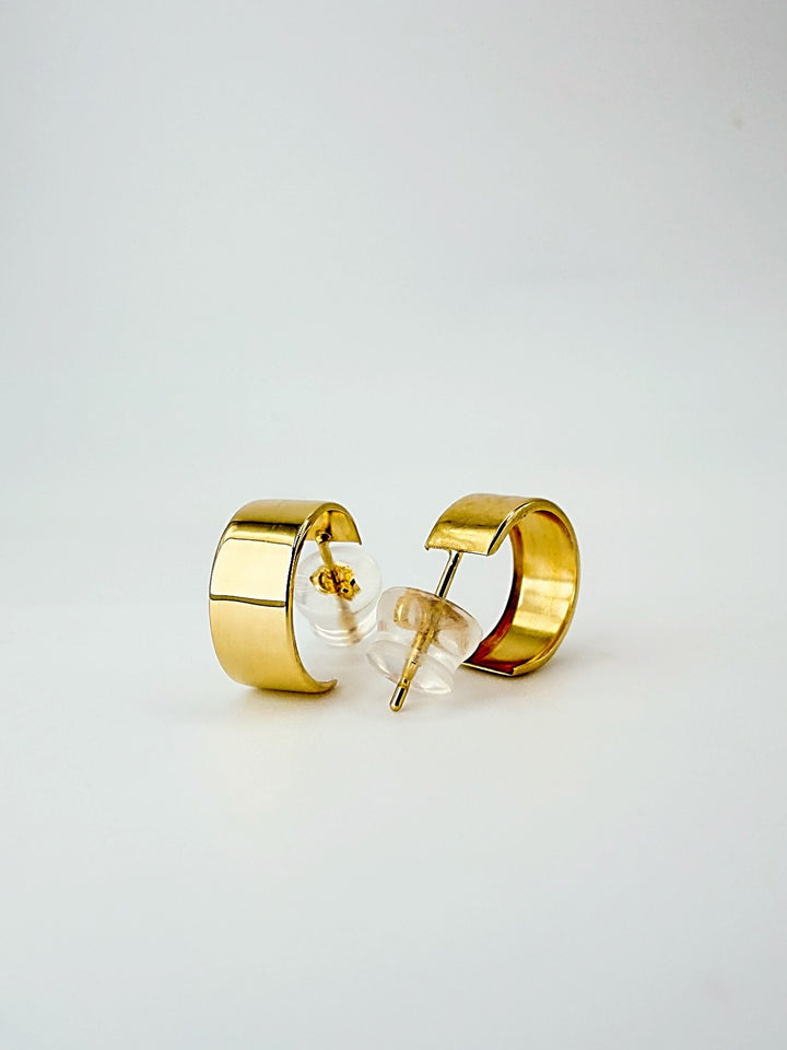 18K Solid Gold Stud Hoop Earrings Japan Gold Flat Front Polished Minimalist 0.952