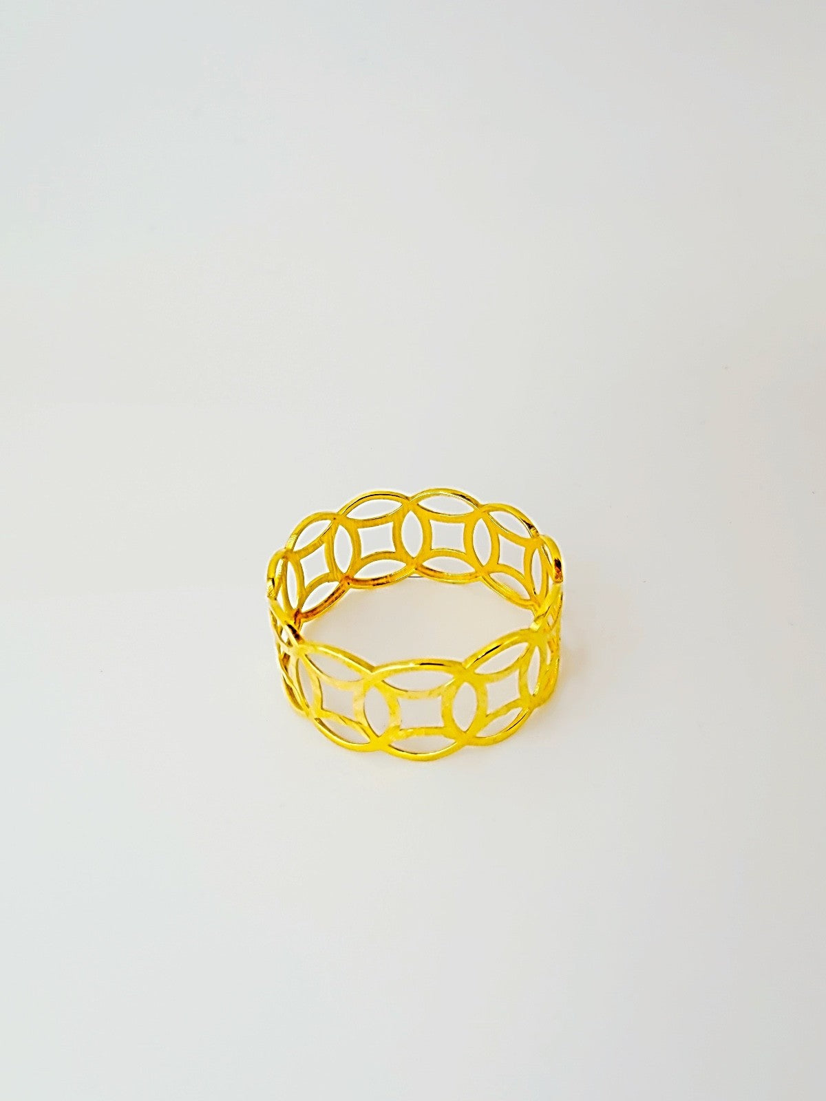 18K Solid Gold Ring Money Catcher  Ring size 7 , lightweight, stackable1