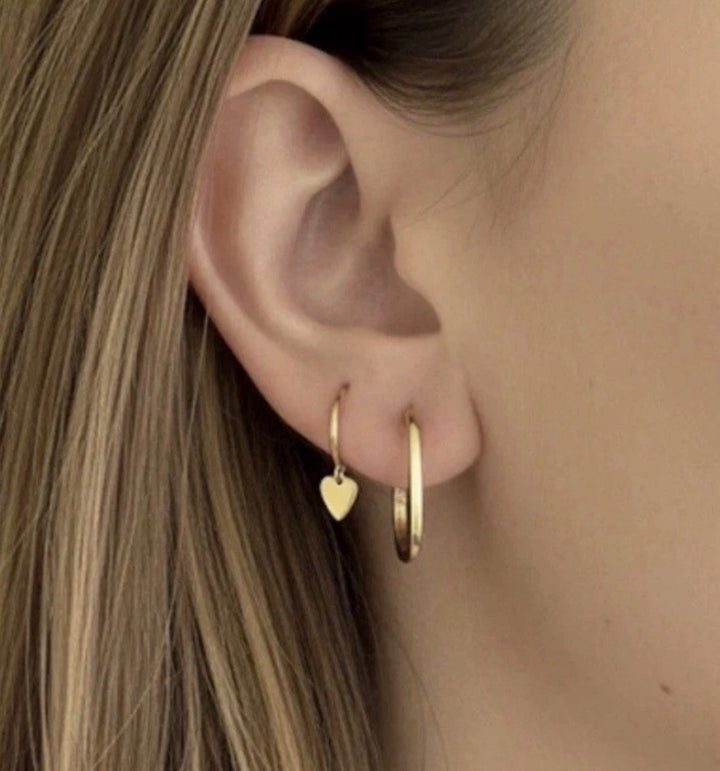 18K Solid Gold Huggies 9.5mm Heart Dangle Hoop Earrings Best for Second Piercing3