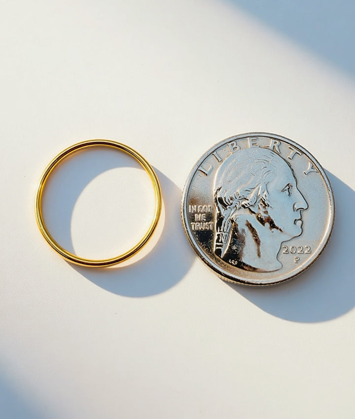 18K Solid Gold Ring Plain Thin Band size 8 , lightweight, stackable4