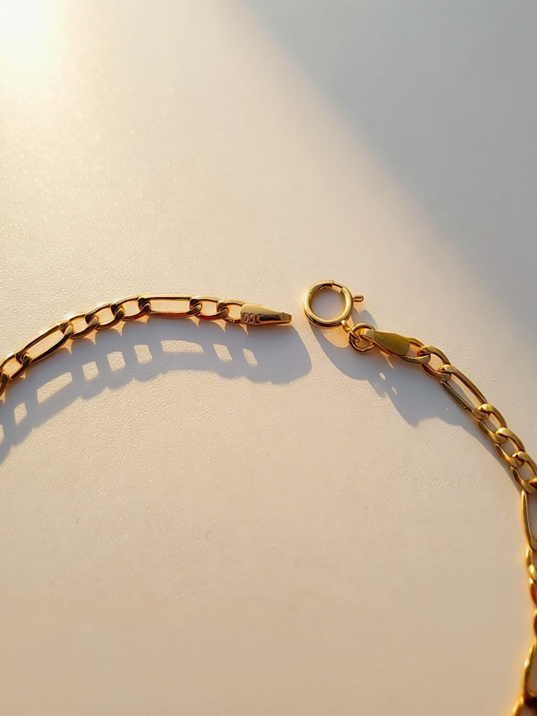 18K Real Gold Figaro Chain Bracelet Size 7.56