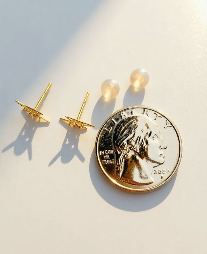 18K Solid Gold Diamond Lightning Bolt Earrings VS Natural Diamonds Minimalist4