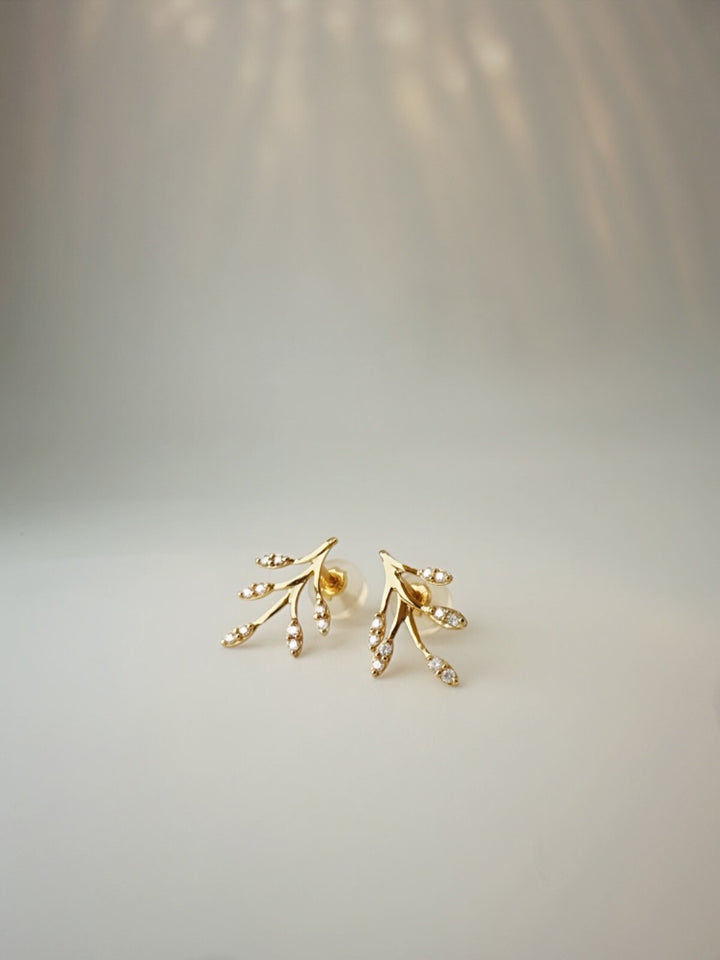 18K Solid Gold Diamond Olive Leaf Earrings 0.10CT Climber Studs Real Gold5