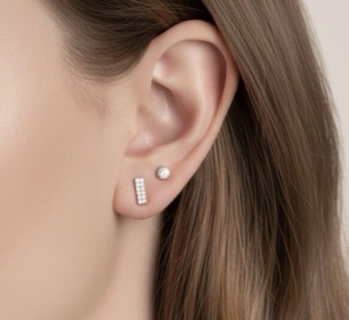 18K Solid Gold Diamond Bar Stud Earrings Women 0.10ct  Natural Dainty Gift0