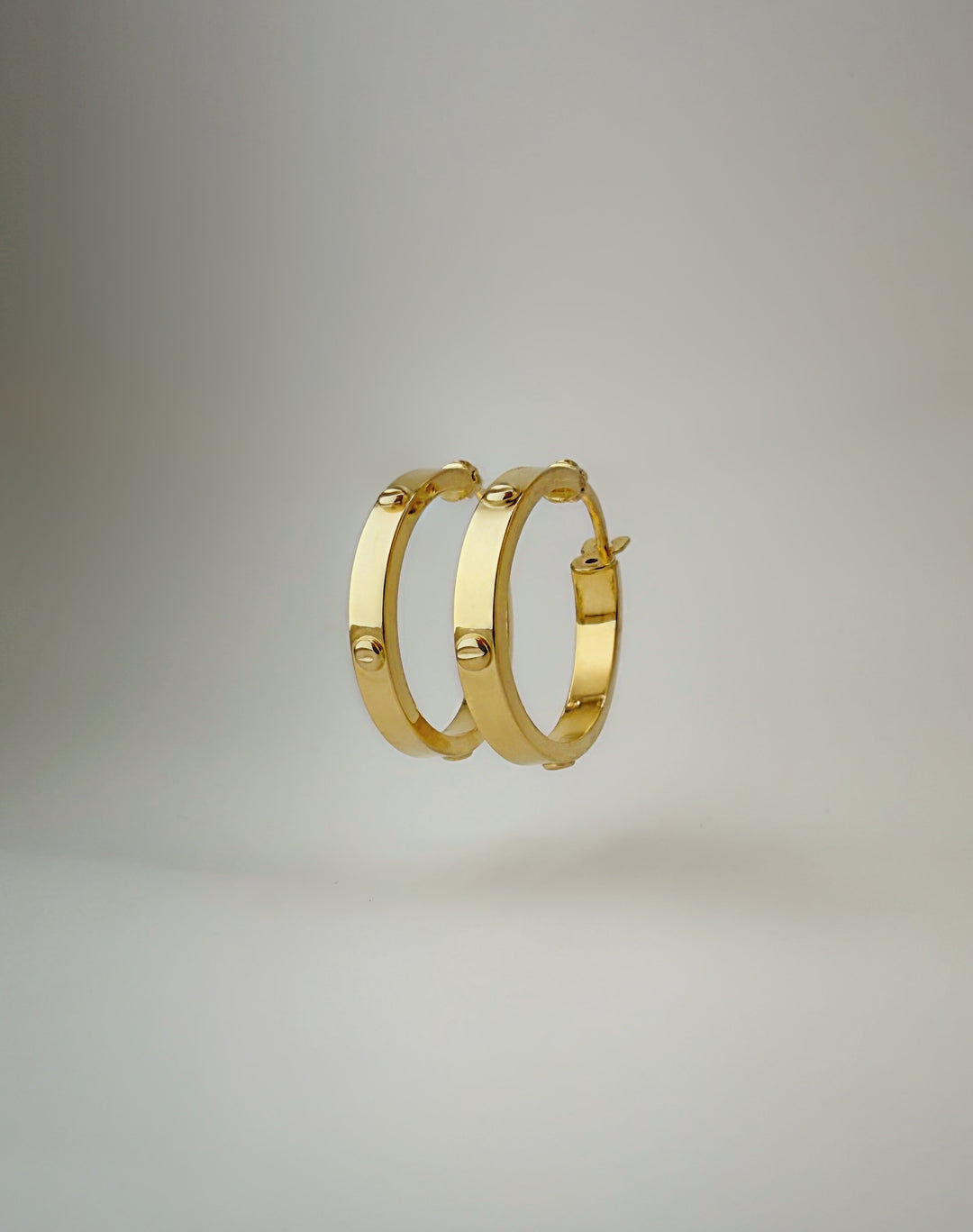 18K Solid Gold C Hoop Earrings 20mm Minimalist Everyday Gold Jewelry