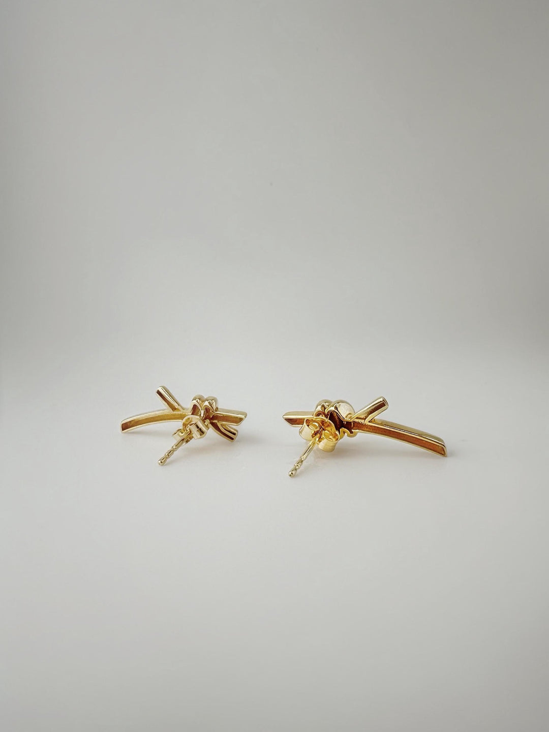 18K Solid Gold 23 mm Knot Earrings: Statement Earrings