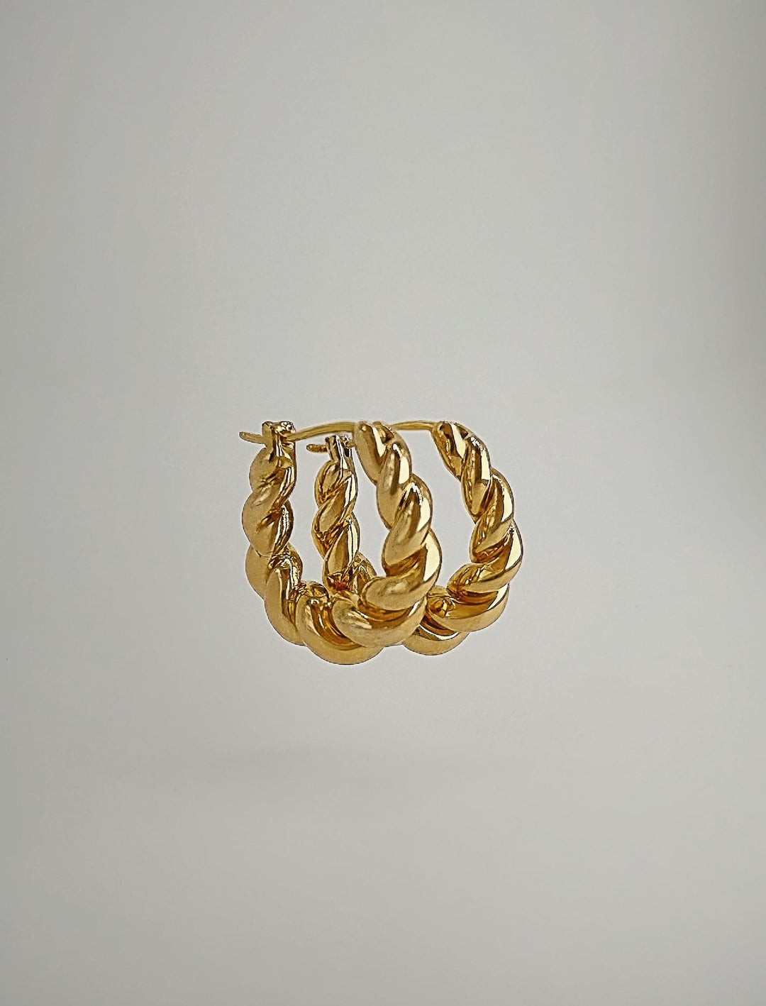 18K Solid Gold Croissant Hoop Earrings: Minimalist Huggies Style