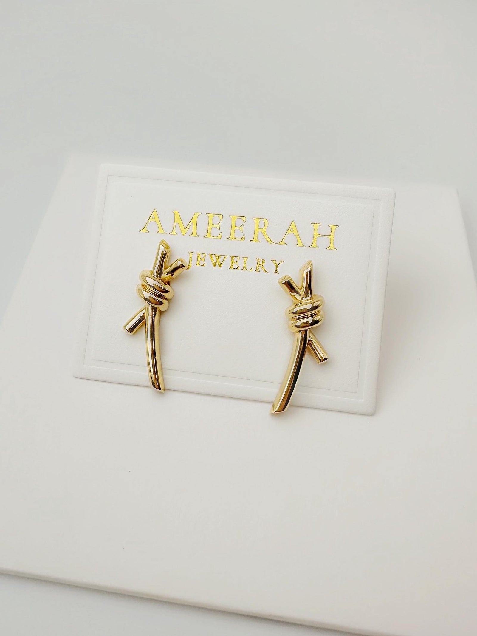 18K Solid Gold 23 mm Knot Earrings: Statement Earrings